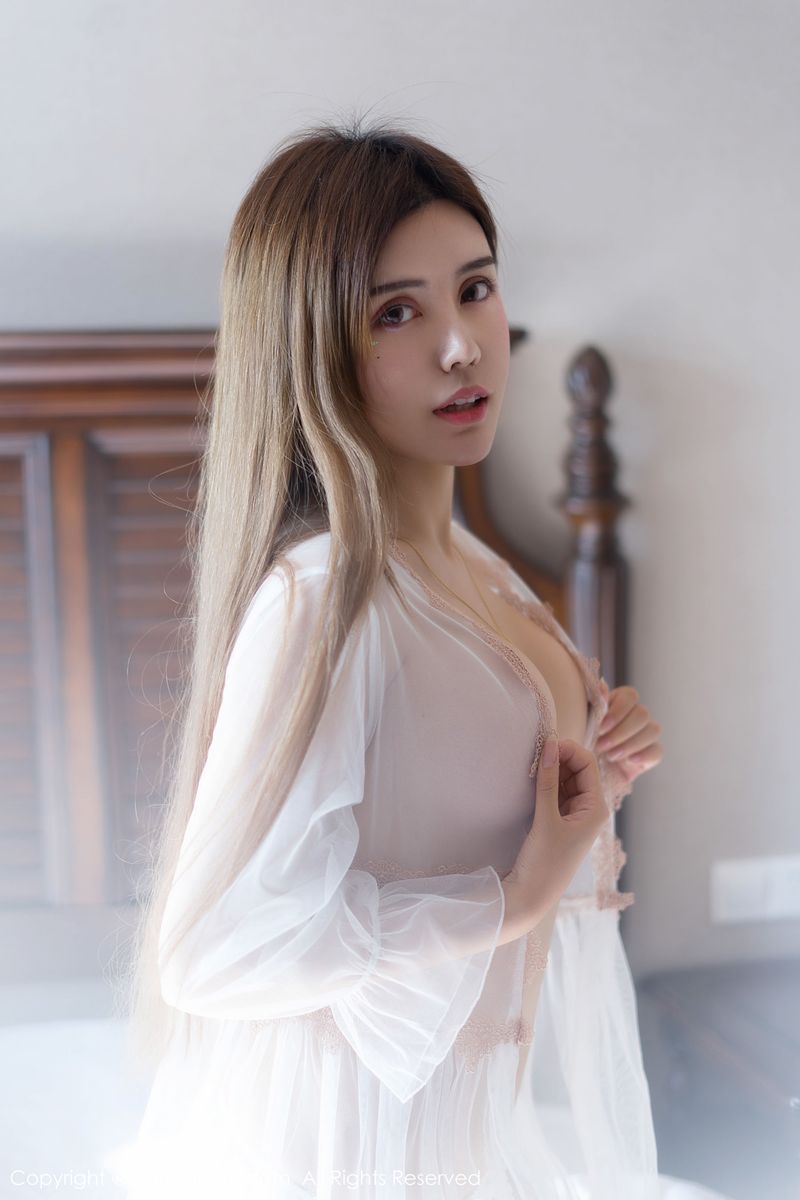 [XiuRen秀人网] 性感女神Cris_卓娅祺白色私房内衣诱惑唯美写真 No.1627