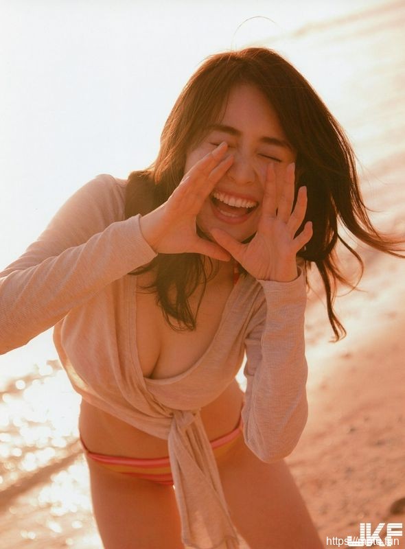 泉里香水着・グラビア画像11