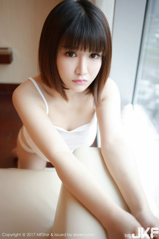 MFStar模范学院VOL.102K8傲娇萌萌Vivian性感写真