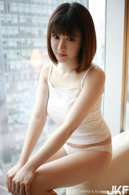 MFStar模范学院VOL.102K8傲娇萌萌Vivian性感写真