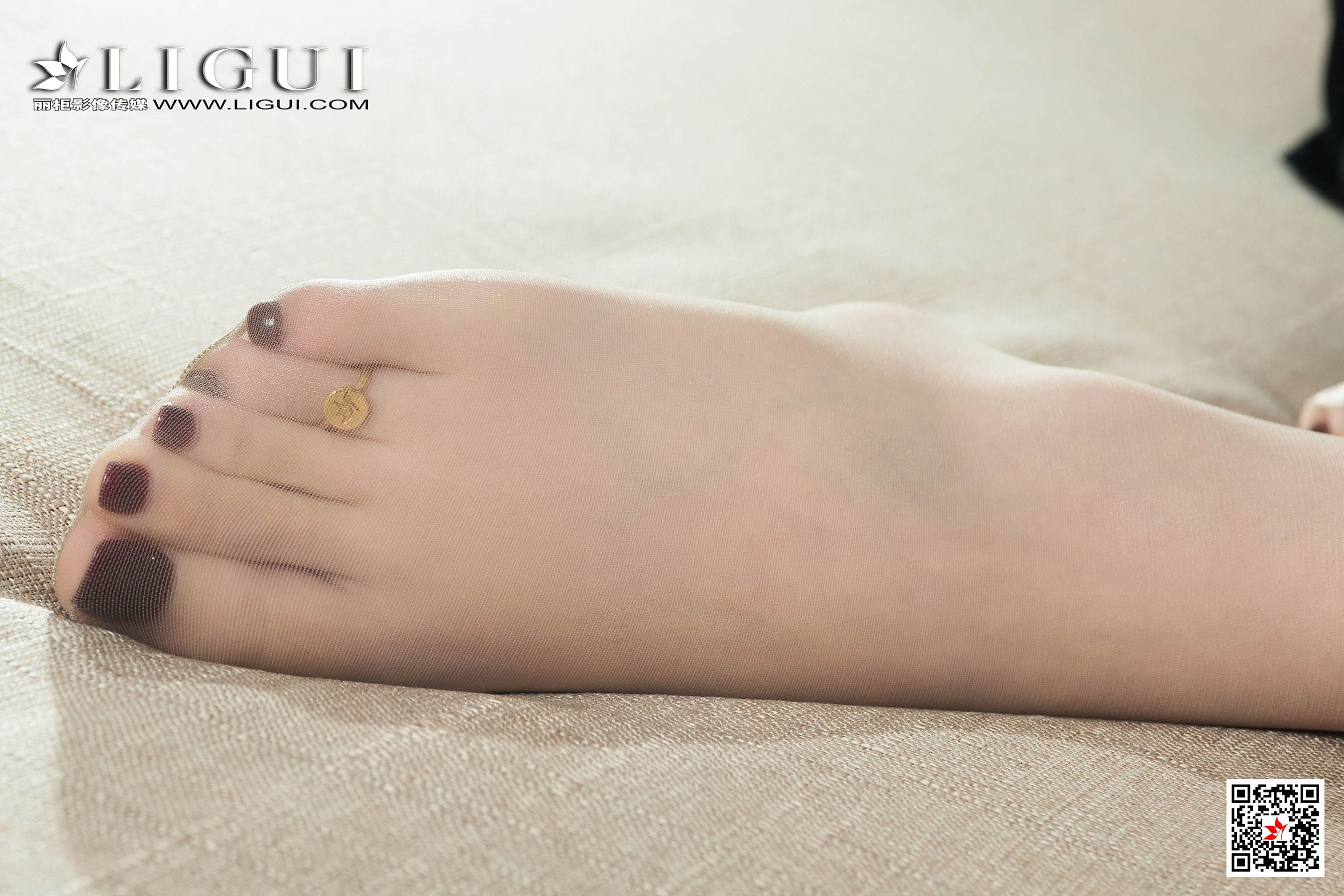 Model 阳阳&amp;洋洋《姐妹花丝足诱惑》 [丽柜Ligui] 写真集