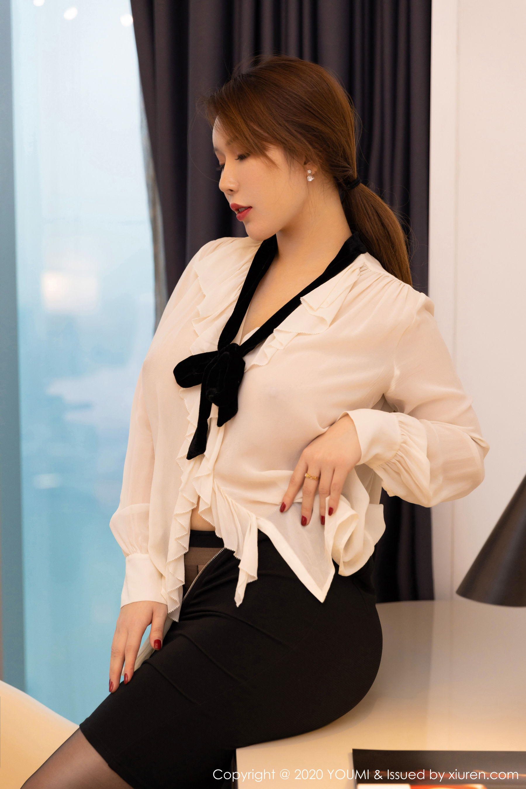 Egg_尤妮丝《性感OL系列》 [尤蜜荟YouMi] Vol.422 写真集