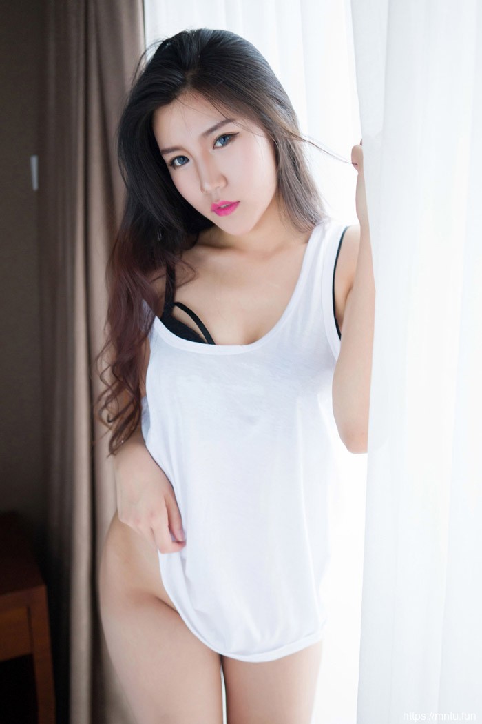 魅妍社模特妮可大胆丁字裤写真