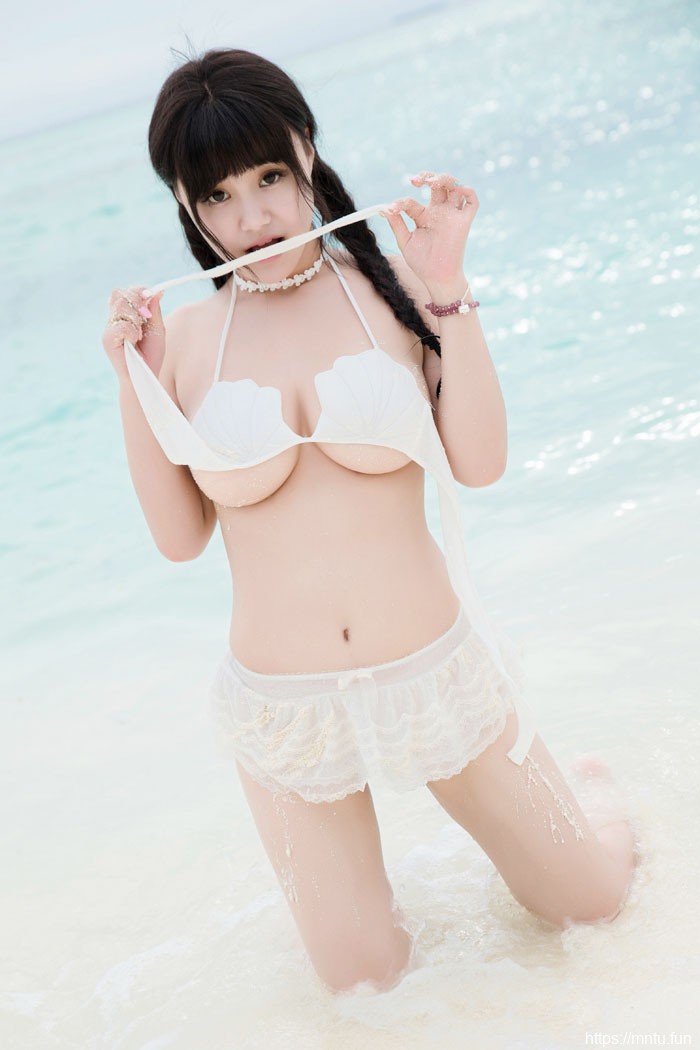 清纯mm可儿海边秀巨乳呼之欲出