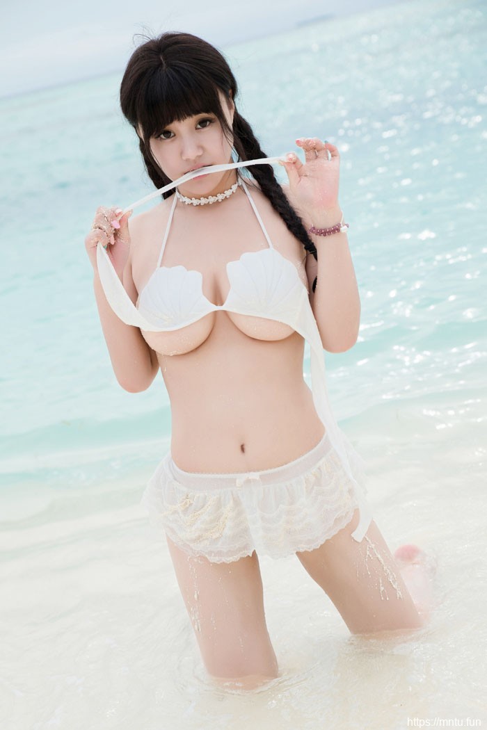 清纯mm可儿海边秀巨乳呼之欲出