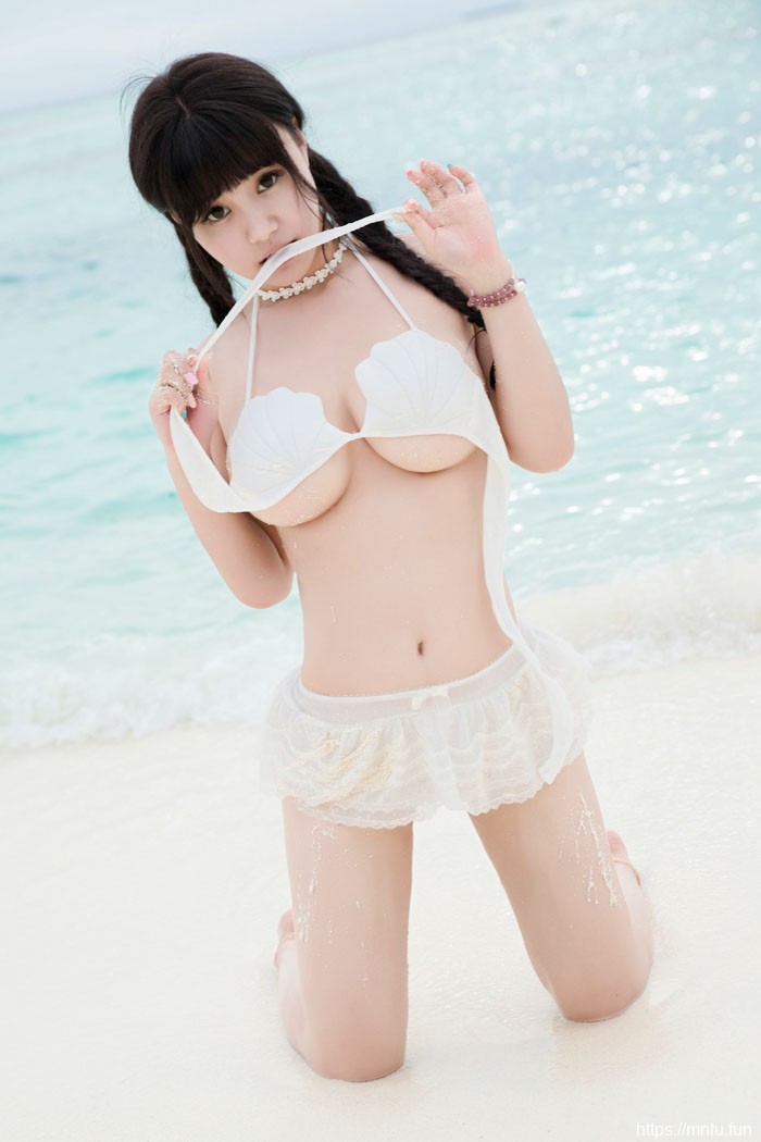 清纯mm可儿海边秀巨乳呼之欲出