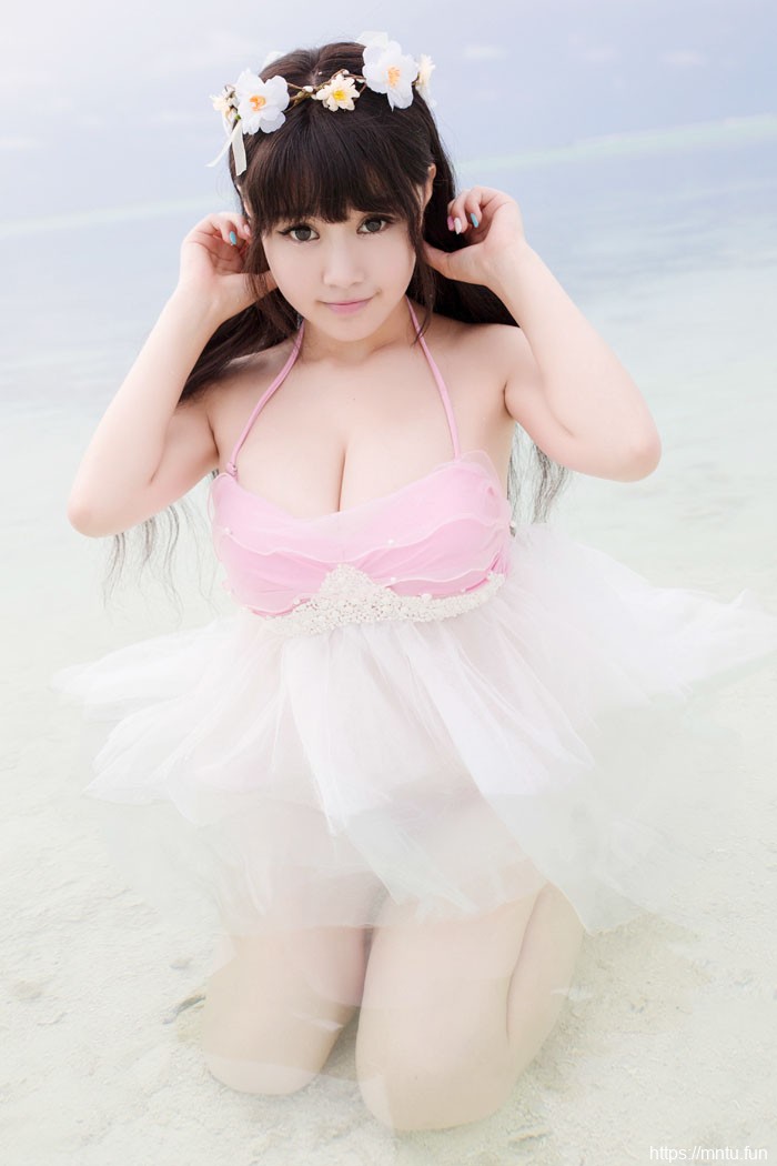 清纯mm可儿海边秀巨乳呼之欲出