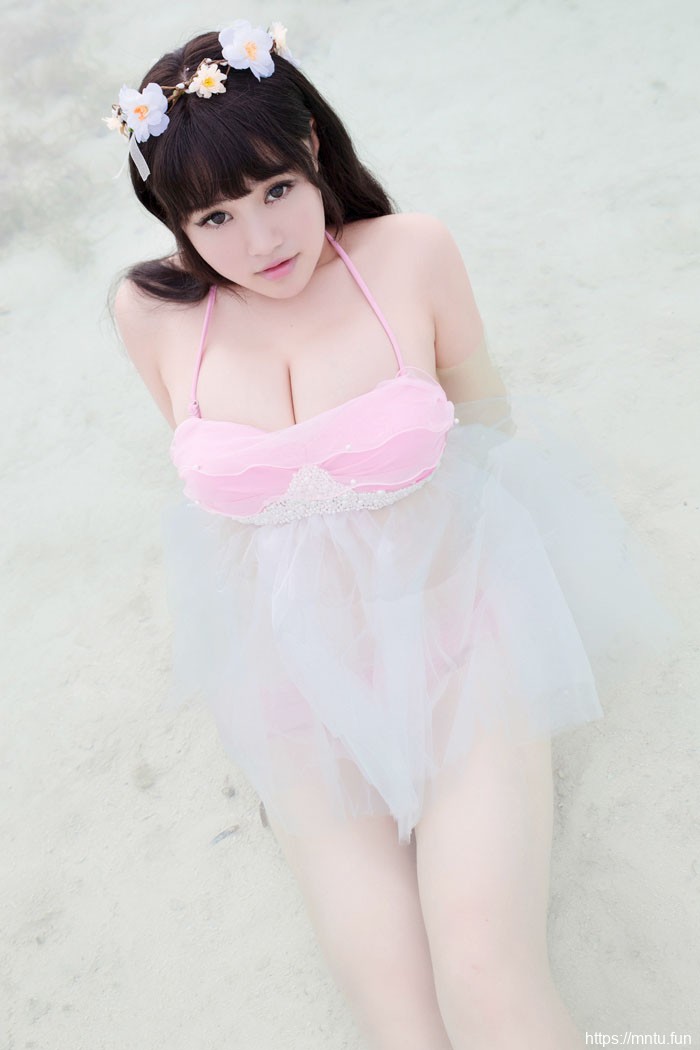 清纯mm可儿海边秀巨乳呼之欲出