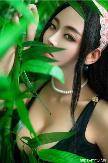 推女郎第三期潘春春性感写真