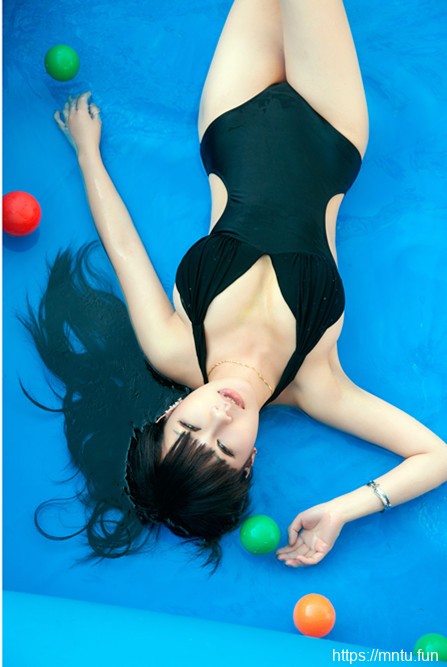 推女郎第五期苏可可性感写真