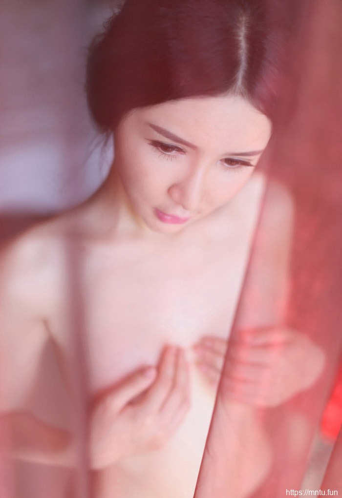 性感美女顾欣怡写真图片