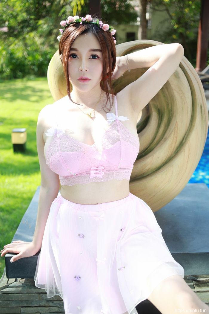 沈蜜桃性感美女诱惑写真套图