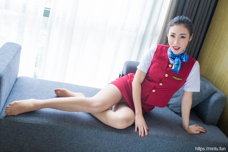 智秀诱人美女翘臀性感图片