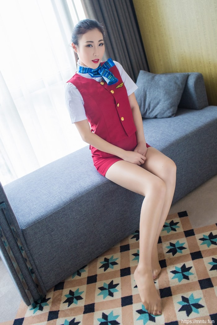 智秀诱人美女翘臀性感图片