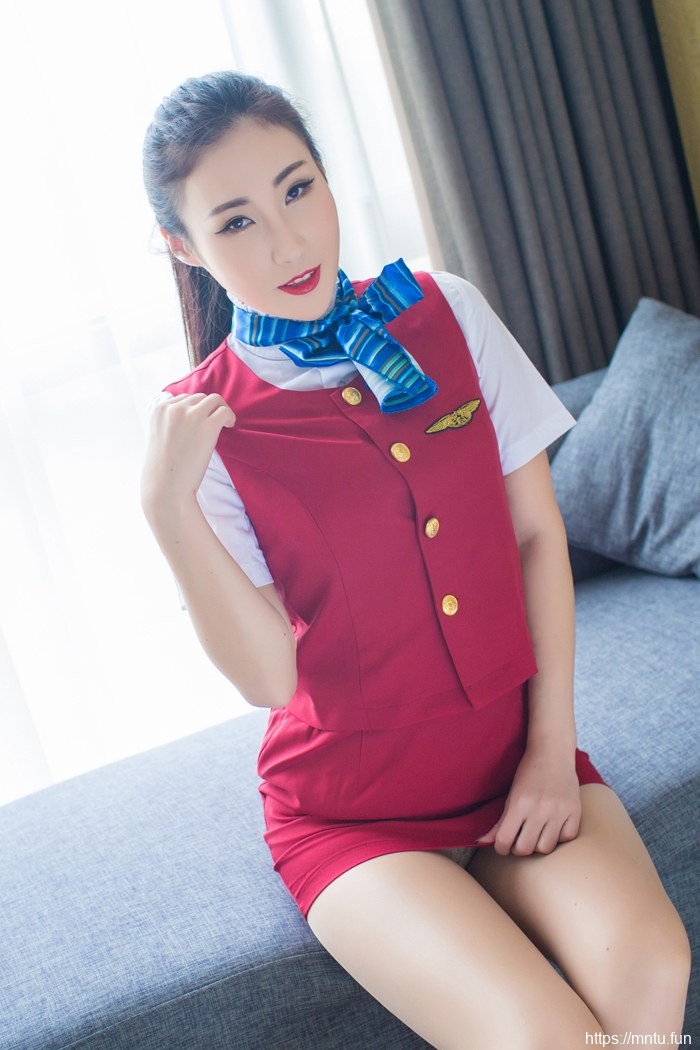 智秀诱人美女翘臀性感图片