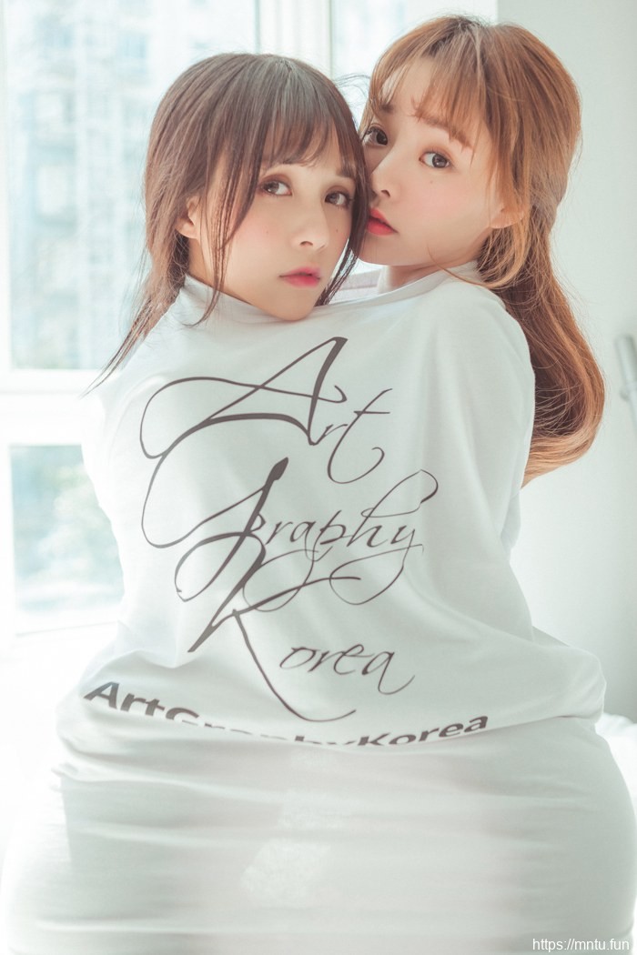 性感清纯美胸美女图片