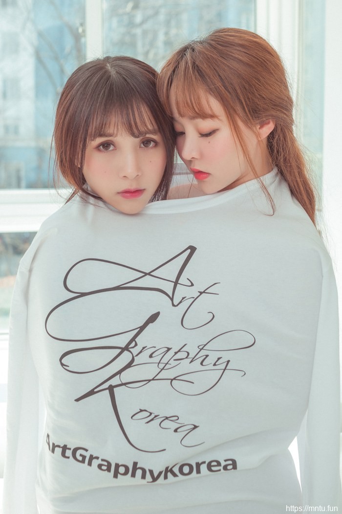 性感清纯美胸美女图片