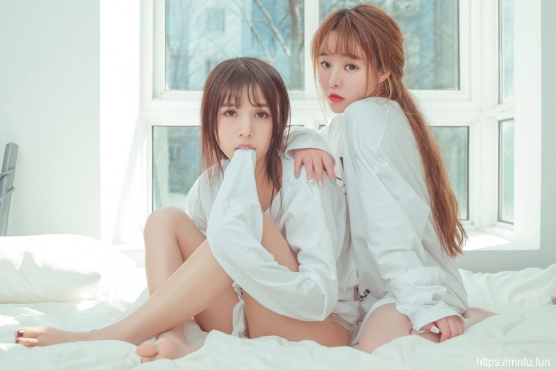 性感清纯美胸美女图片