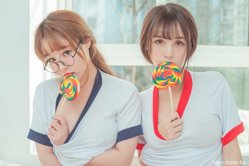 性感清纯美胸美女图片