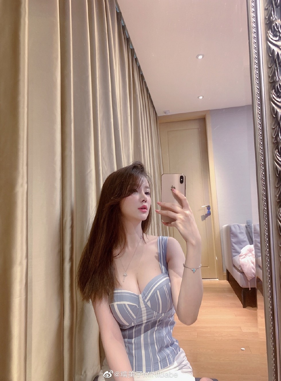 性感女神糯美子Mini完美身材唯美生活海量微博写真348P