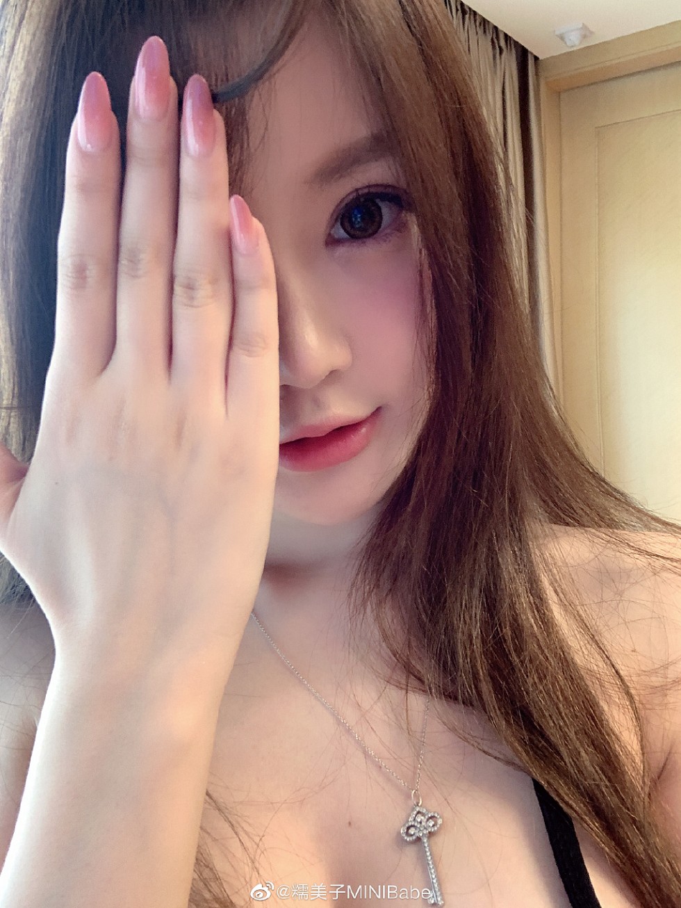 性感女神糯美子Mini完美身材唯美生活海量微博写真348P