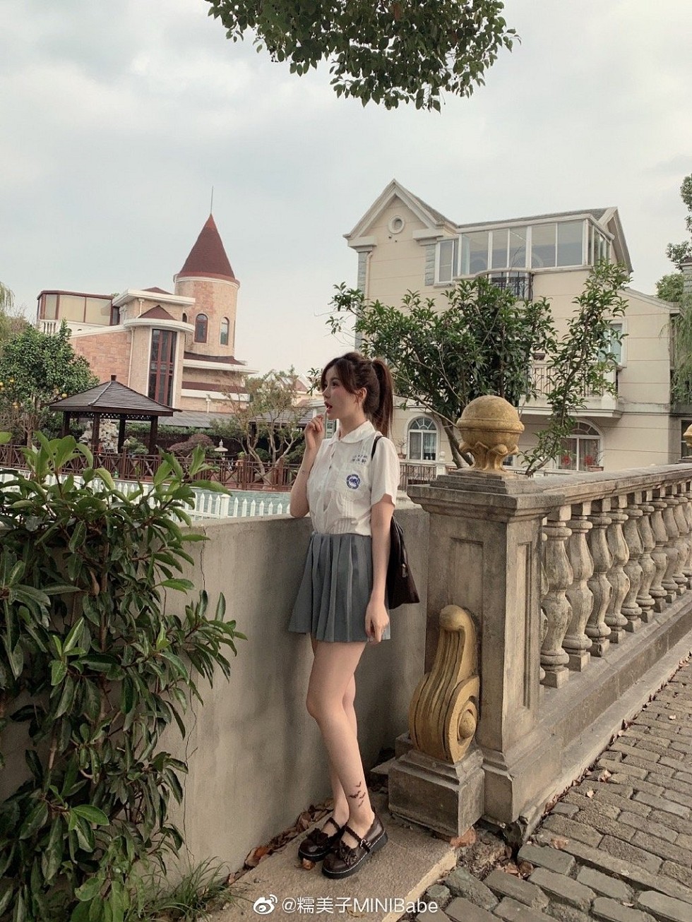 性感女神糯美子Mini完美身材唯美生活海量微博写真348P