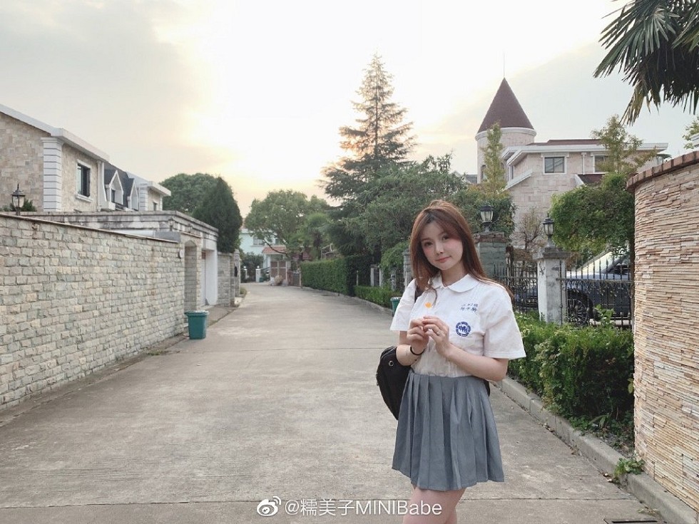 性感女神糯美子Mini完美身材唯美生活海量微博写真348P