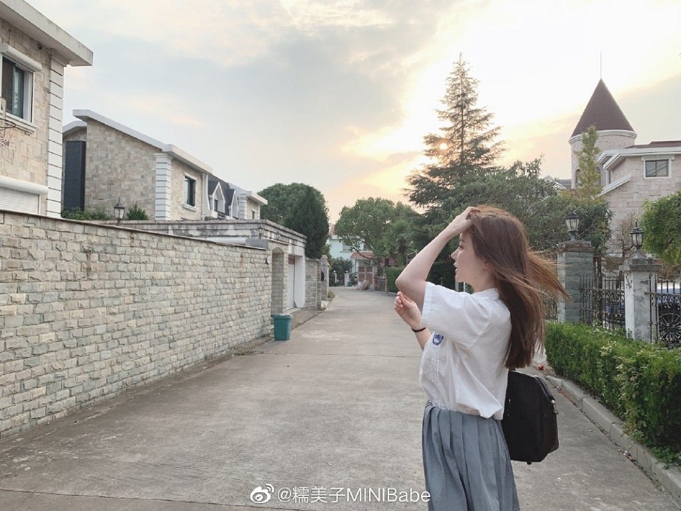 性感女神糯美子Mini完美身材唯美生活海量微博写真348P