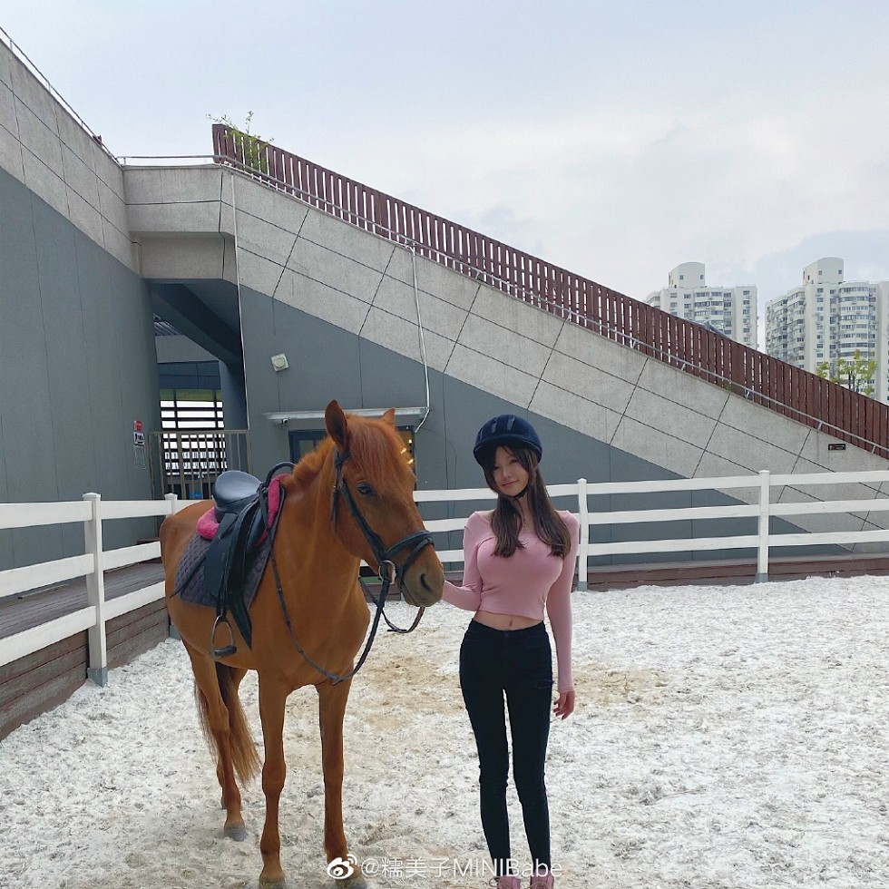 性感女神糯美子Mini完美身材唯美生活海量微博写真348P