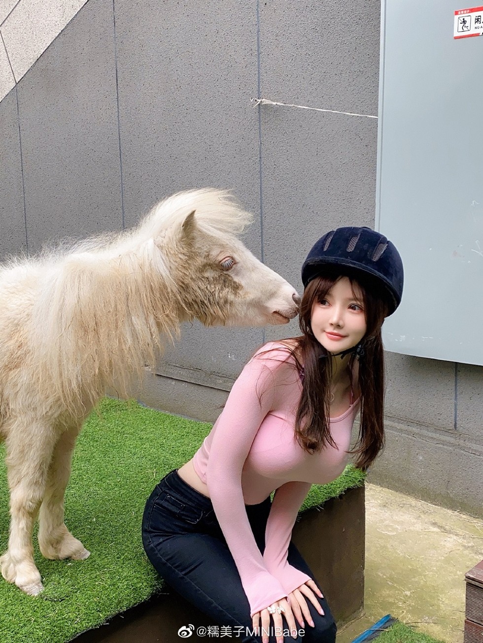性感女神糯美子Mini完美身材唯美生活海量微博写真348P