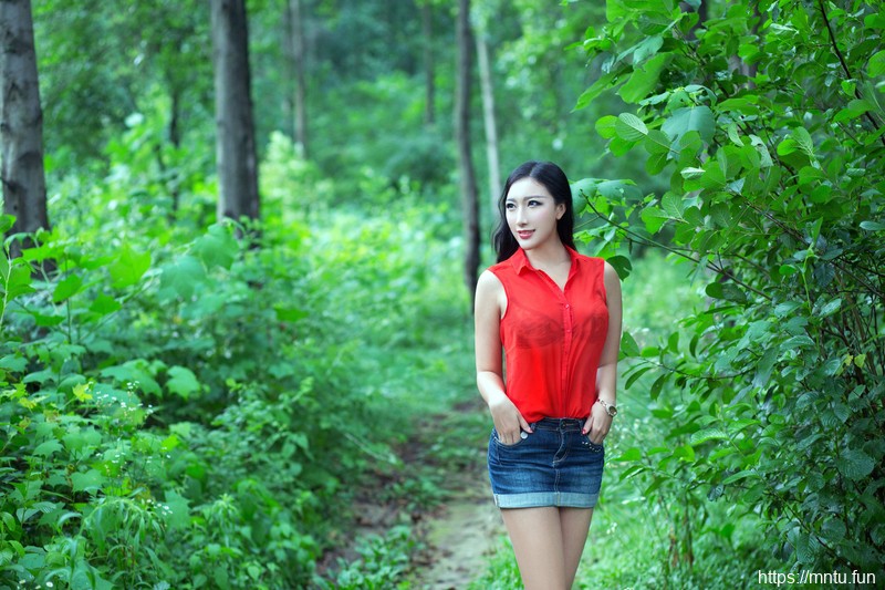 推女郎第35期嫩模乔雅冰性感全裸