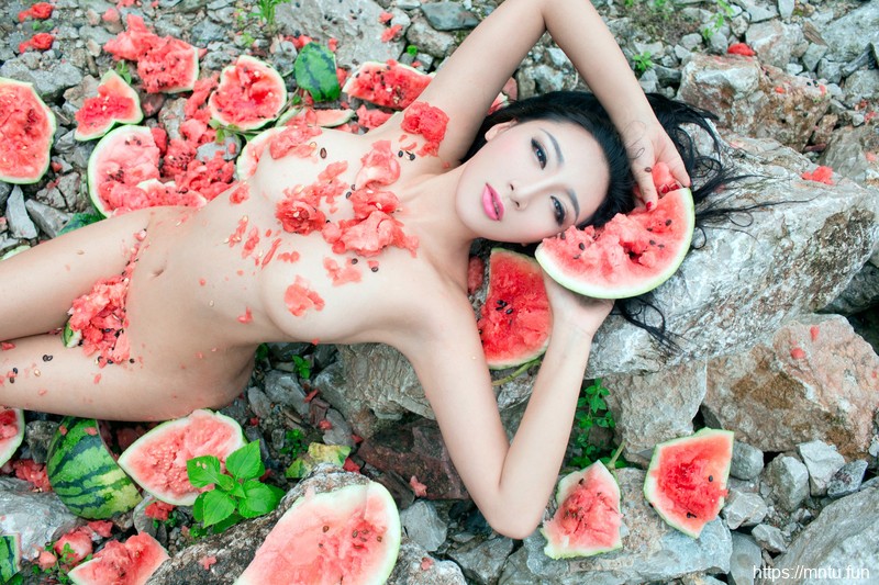 推女郎第35期嫩模乔雅冰性感全裸