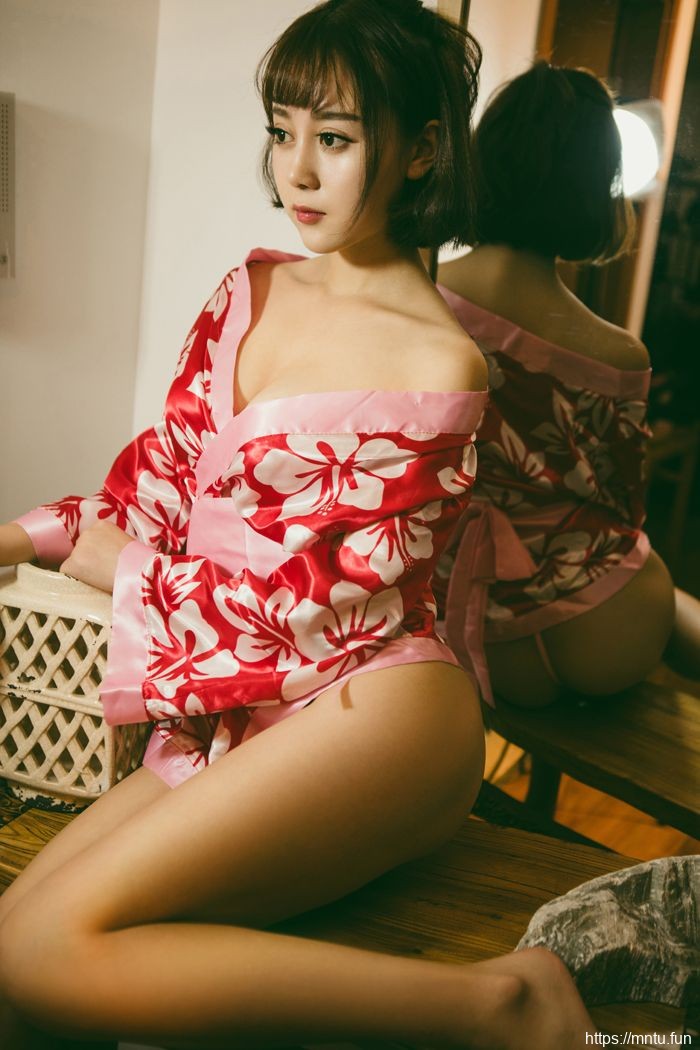 性感动漫美女图片高清