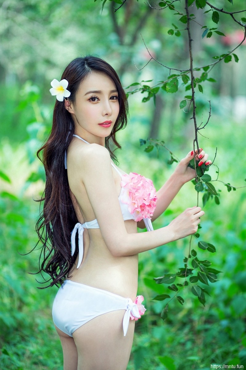 推女郎40期曾水高清套图