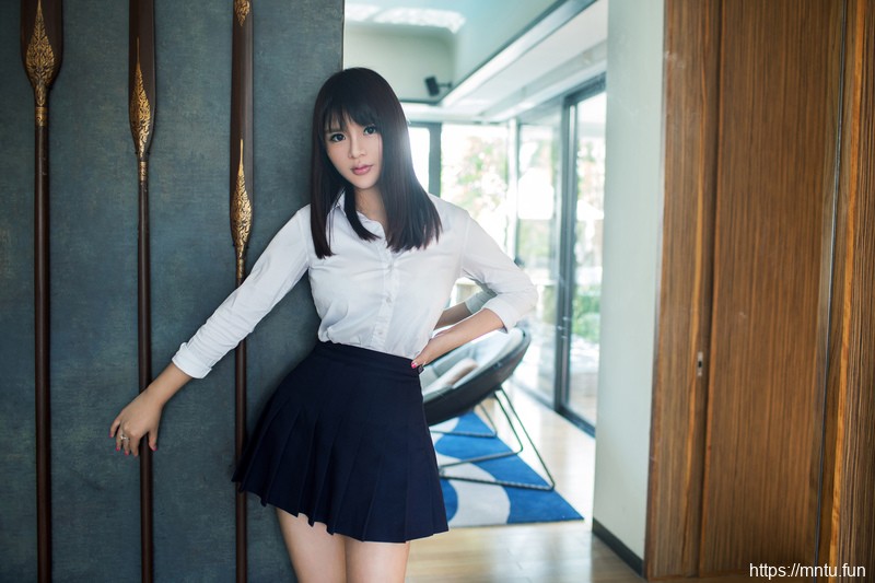 推女郎63期王依萌全裸写真