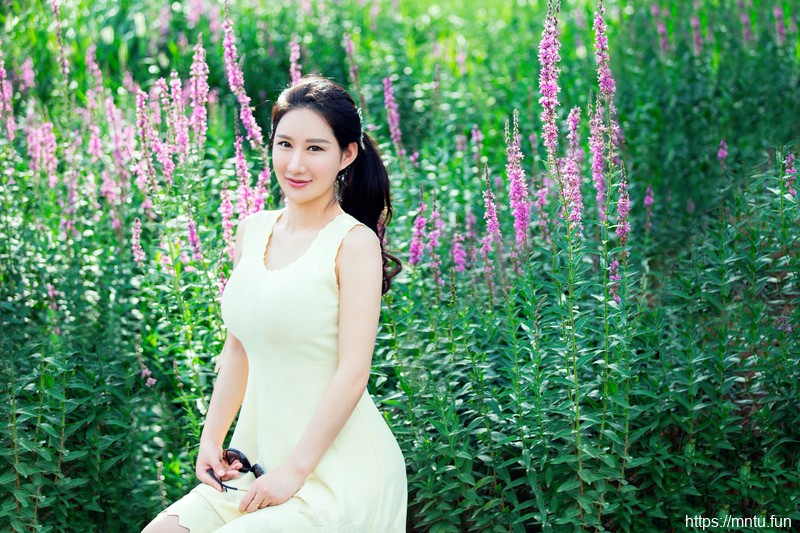 推女郎56期谭冰性感写真美胸图片