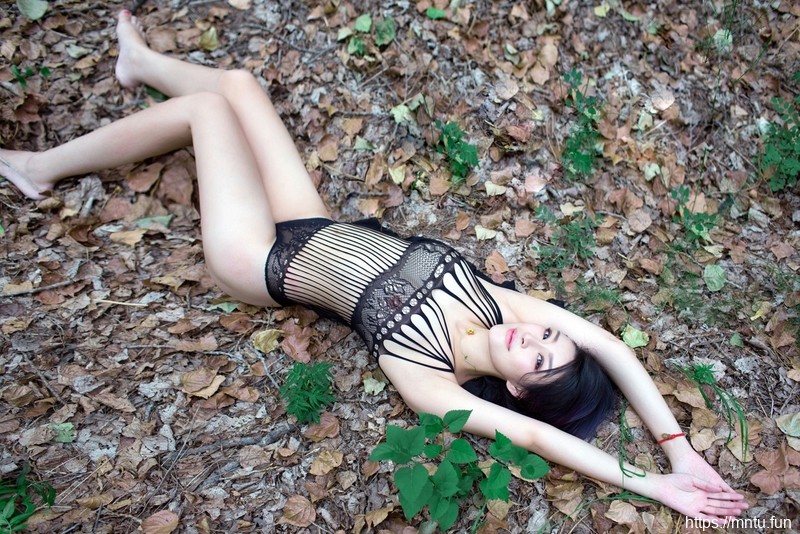 推女郎45期金宥熙性感美女图片