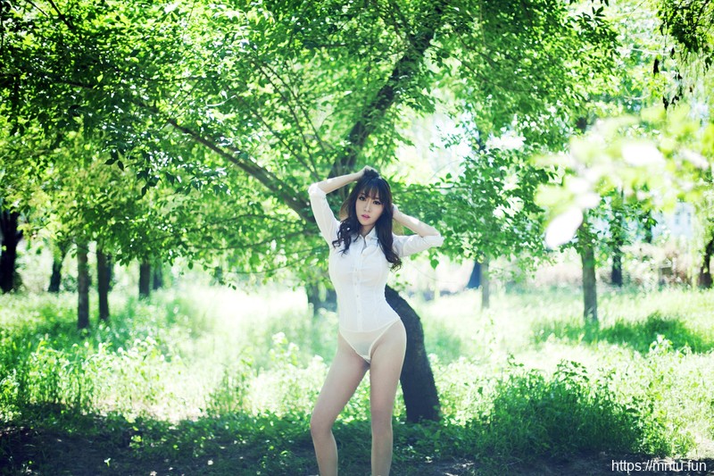 推女郎43期王语纯诱惑写真图片