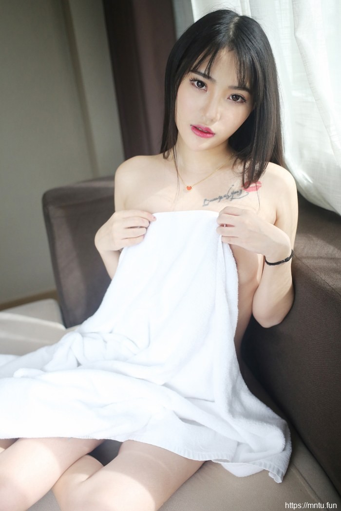 极品嫩模杨洁丰满翘臀诱惑无敌