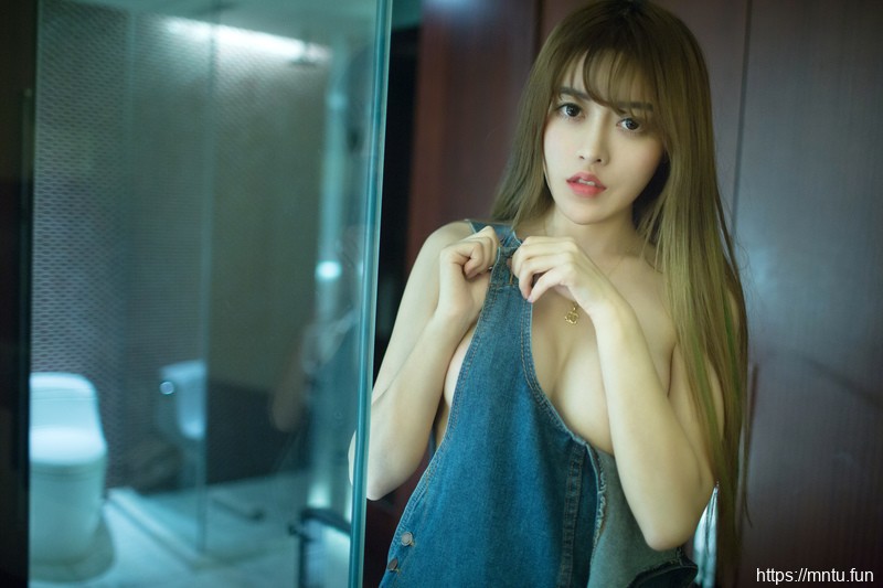 推女郎夏倪可性感私房写真