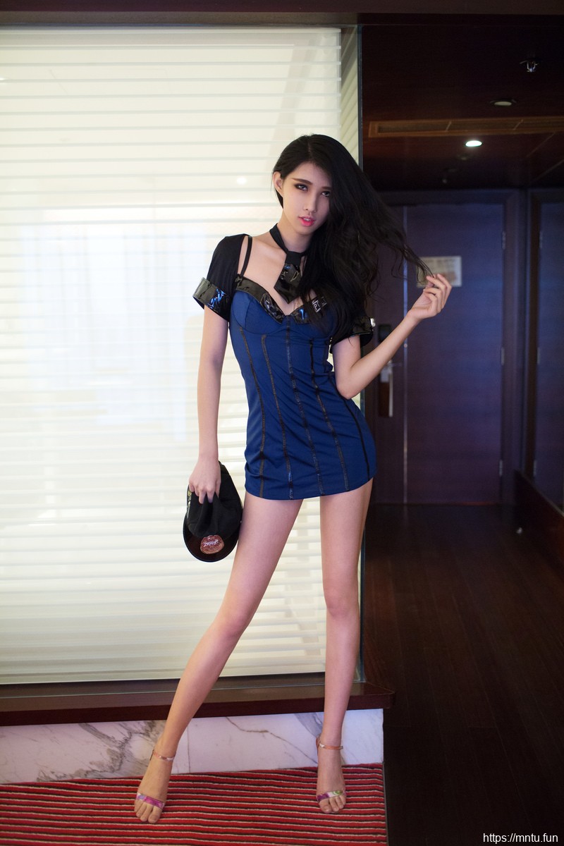 推女郎76期哈尼宝宝性感私房写真图片