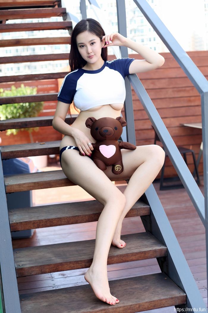 微胖美女易阳丰臀巨乳诱惑难挡