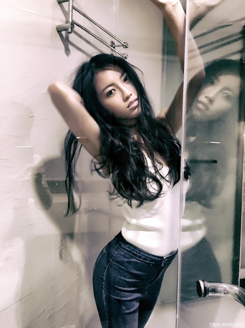 推女郎78期土豆姐性感私房照