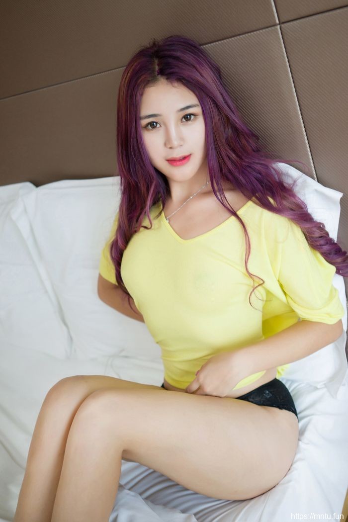 为什么女的都喜欢翘着屁股呢