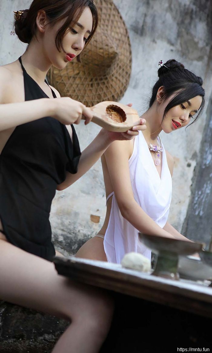 乡野美女最原始的冲动