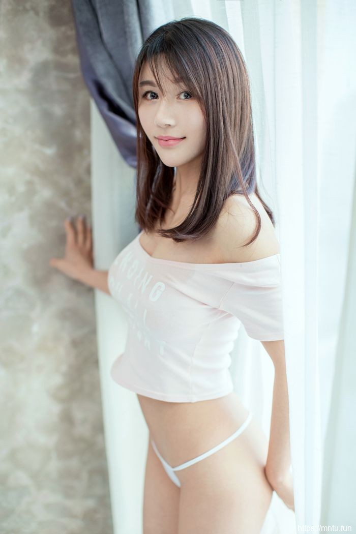 兔女郎宋梓诺魔鬼身材屁股翘