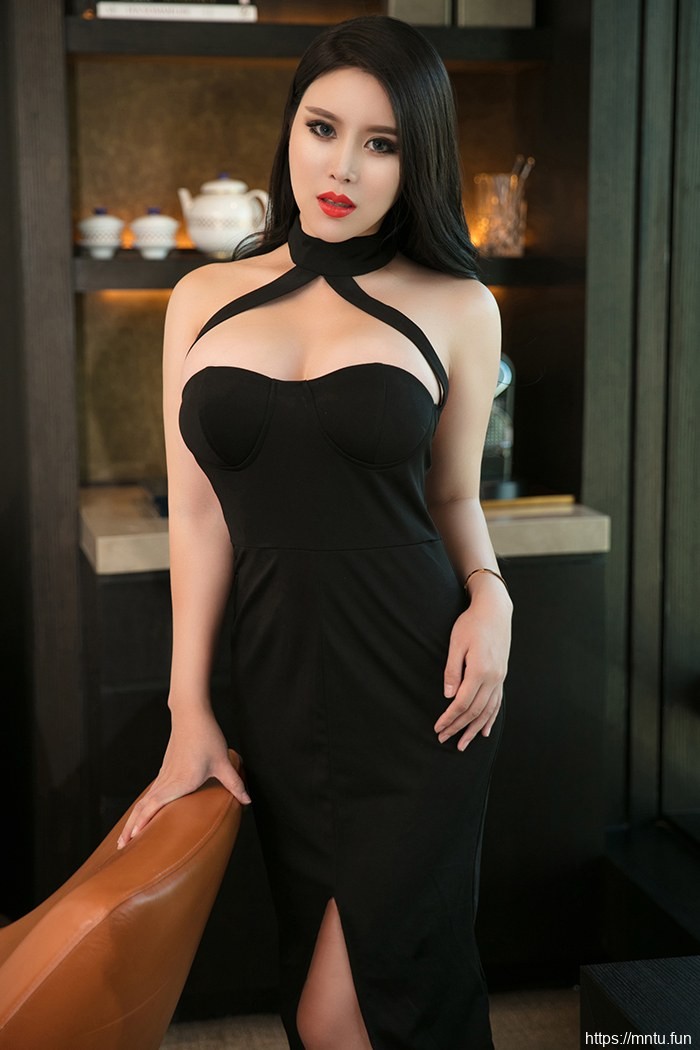 性感少妇气质非凡