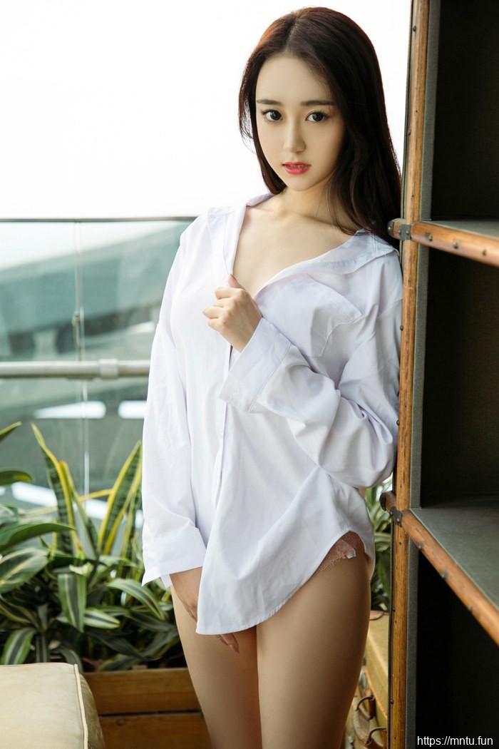 天使容颜魔鬼身材李宝儿