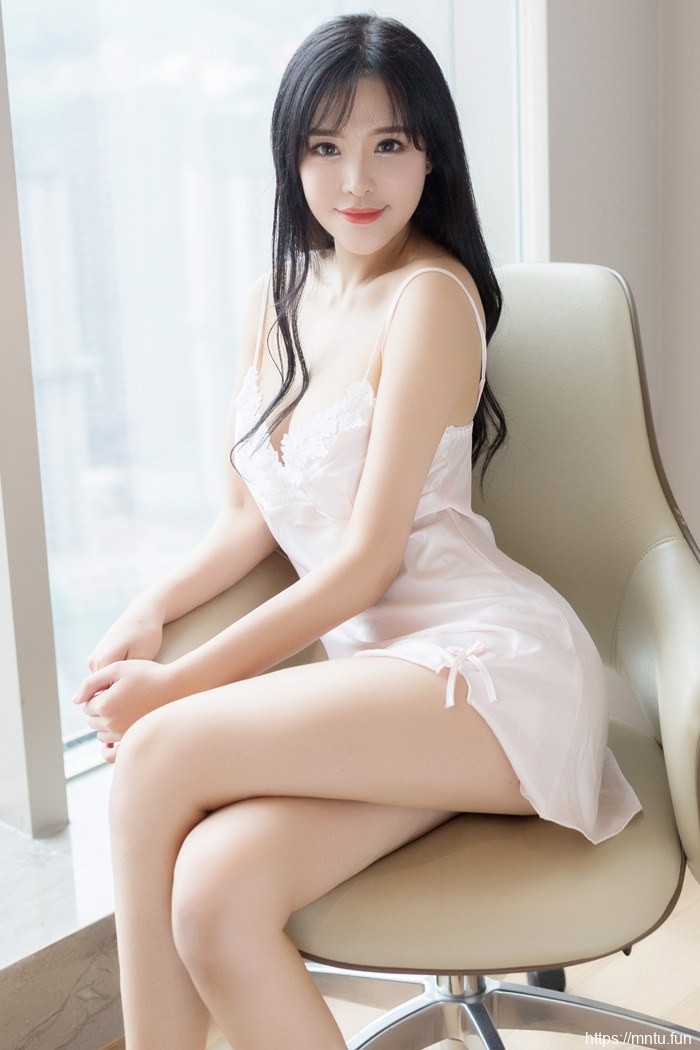 少妇刘钰儿蕾丝睡衣诱惑