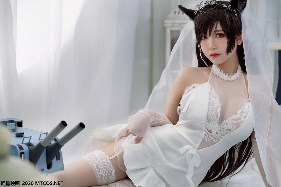 [喵糖映画]Vol.115_白色蕾丝妹子私房婚纱爱宕主题透视秀傲人豪乳撩人诱惑写真30P